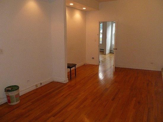 1st image of 10427 Jamaica Ave
