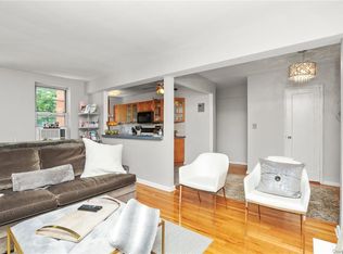 245 Parkview Ave APT 3C, Bronxville, NY 10708
