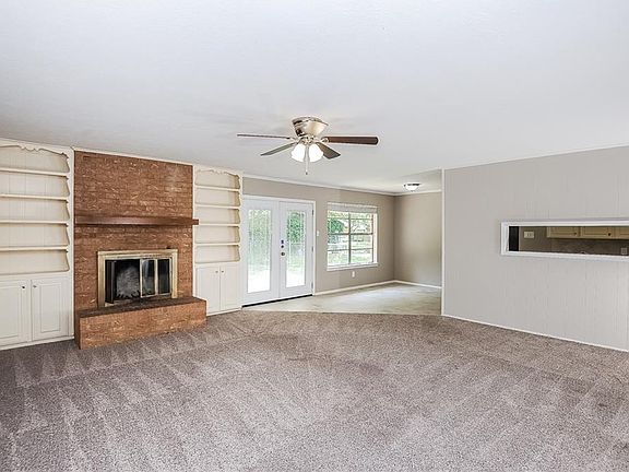 2nd image of 8913 Mahan Dr