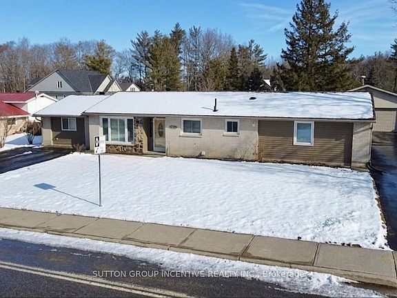 3rd image of 355 Zoo Park Rd