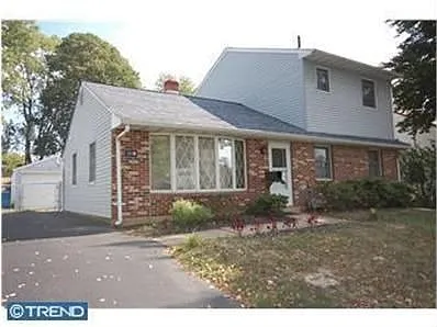 3829 Berkley Rd photo 1