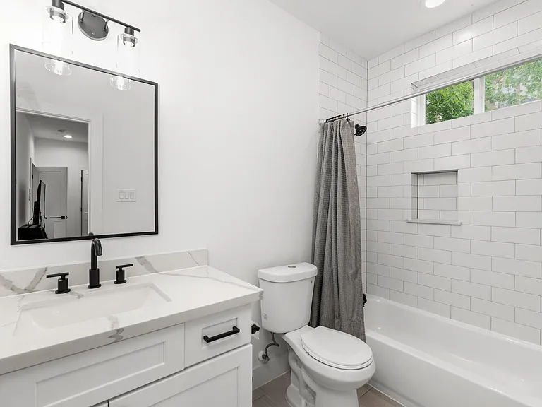 3030 Live Oak St — Photo 29