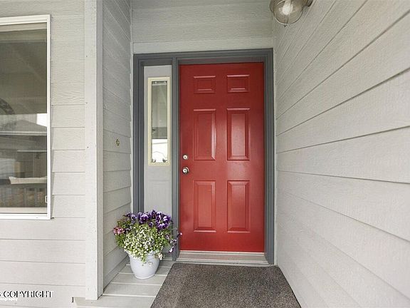 3rd image of 2321 Leander Cir