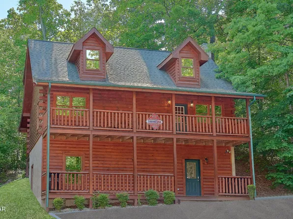 305 Mountain Park Way, Pigeon Forge, TN 37863
