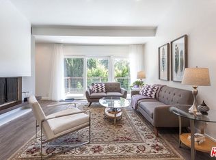 3729 Reklaw Dr, Studio City, CA 91604