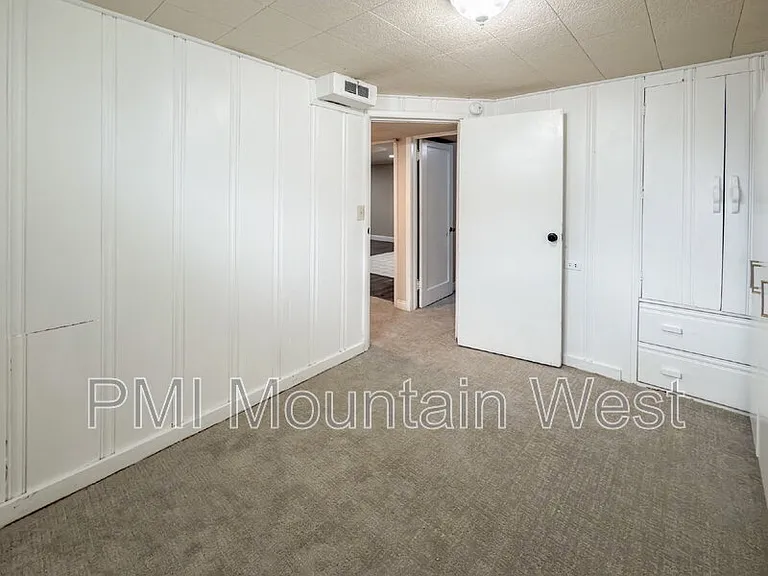 282 E 650 N — Photo 9