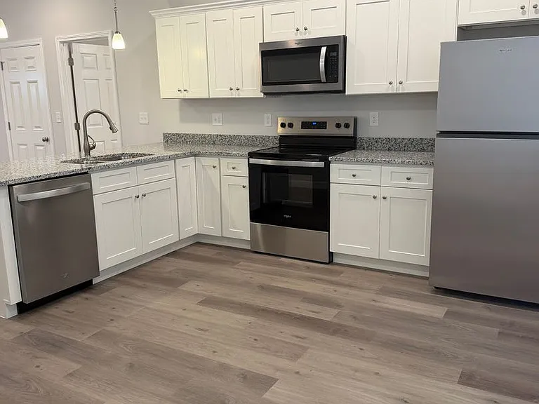 933 & 935 Rodeo Ct — Photo 23