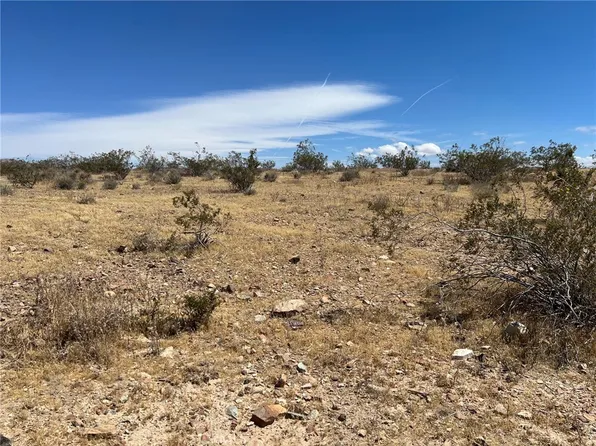 0 Leaping Lizard Ln, Apple Valley, CA 92307