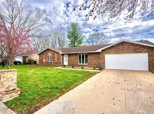 2322 College Ave, Belleville, IL 62221
