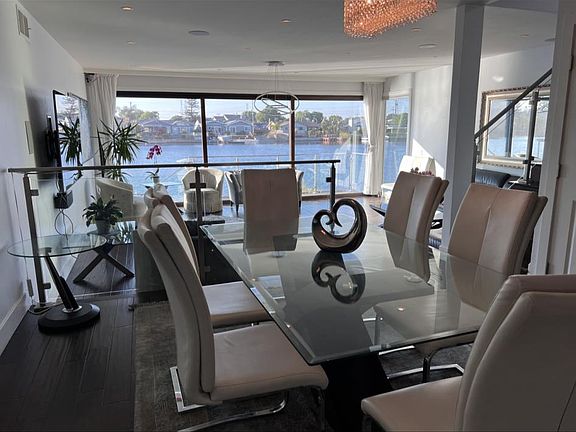 3rd image of 1319 Shoal Dr