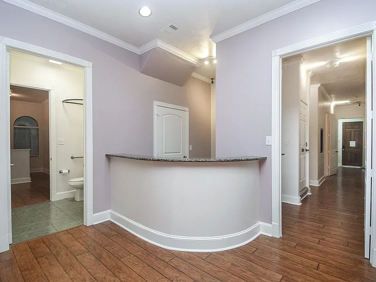 12814 Willow Centre Dr — Photo 7