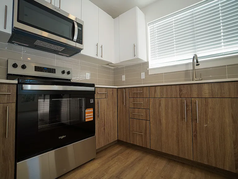 4633 N Iota Ln #201 — Photo 6