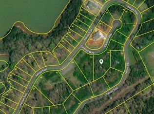 Cardinal Way, Vonore, TN 37885