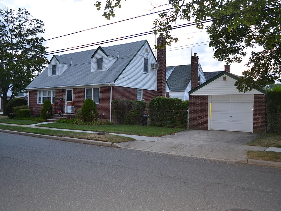 1st image of 1601 Lincoln Ave