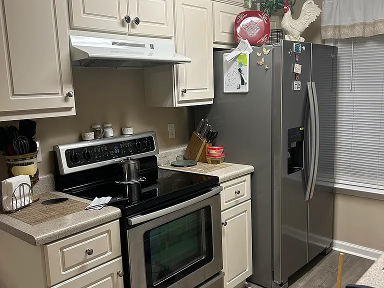 Rhett Ct — Photo 8