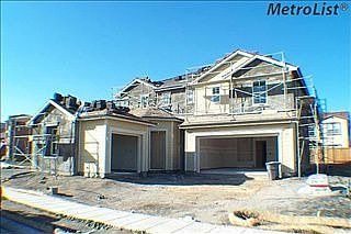 2nd image of 933 N Bramasole Ave