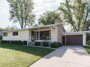 223 E Spaulding St, Watertown, WI 53098