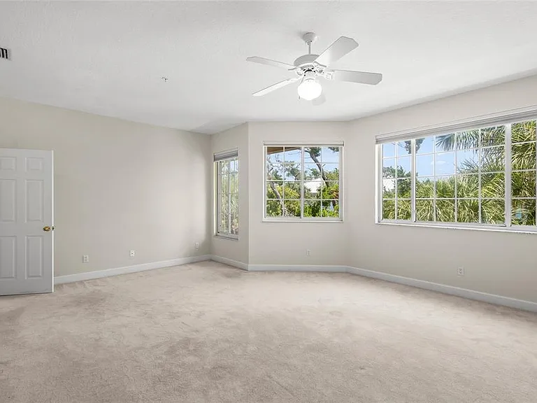 3954 Hamilton Club Cir #14 — Photo 33