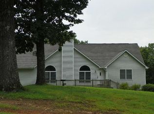 624 Peachtree Dr SE, White, GA 30184