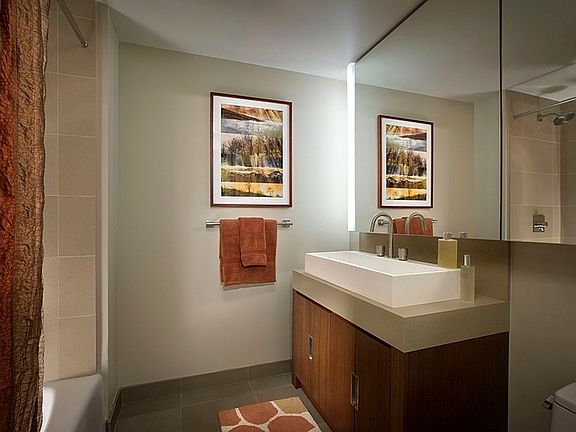 5th image of 450 W 17th St APT 634