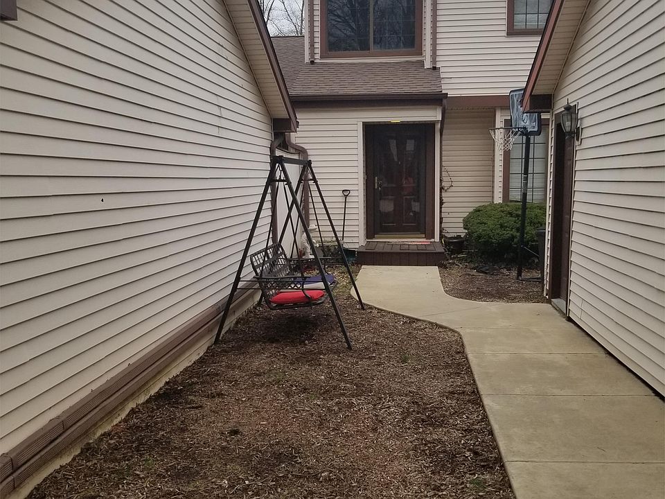 2nd image of 509 Spring Cir