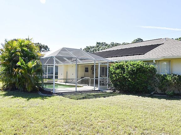 3rd image of 253 Mariner Ln