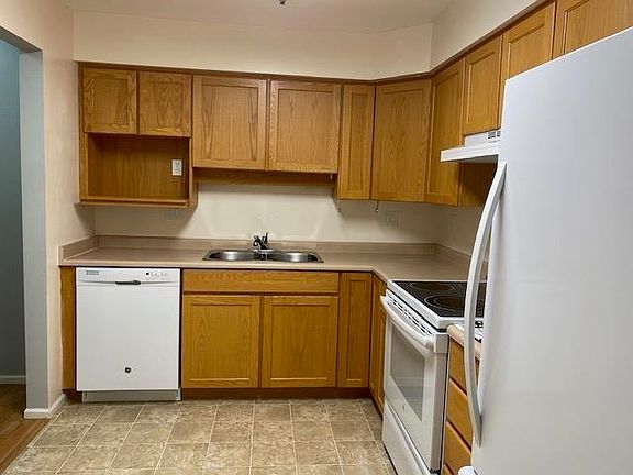 2nd image of 9186 Edward St #106
