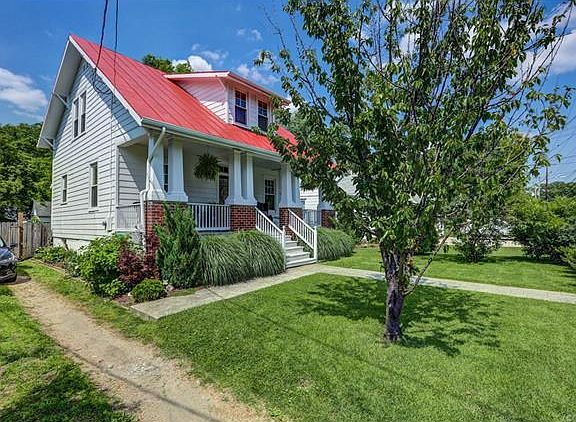 4th image of 1718 Westwood Ave