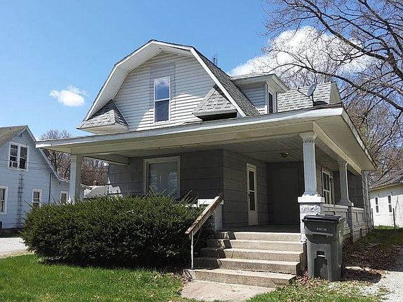 2nd image of 505 Dewey Ave #1/2