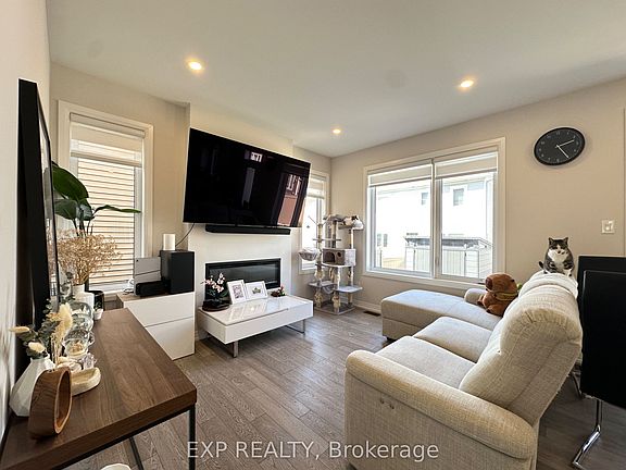 5th image of 3073 Travertine Way