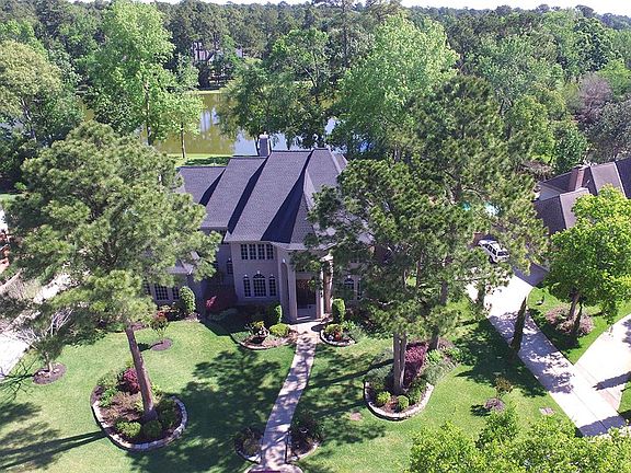 2nd image of 1622 Scenic Shore Dr