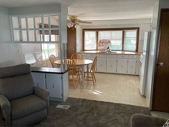 2nd image of 34424 Euclid Ave #306