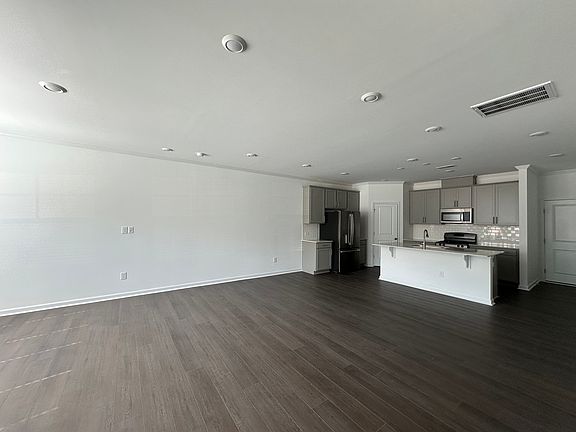 3rd image of 2215 Mica Ridge Ln