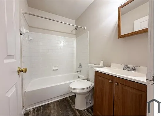 1 bed, 600 sqft, $1,200 — Photo 3