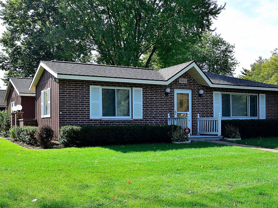 1st image of 989 Apple Valley Dr