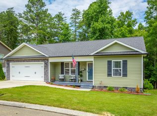 191 Cottage Crest Ct, Chickamauga, GA 30707