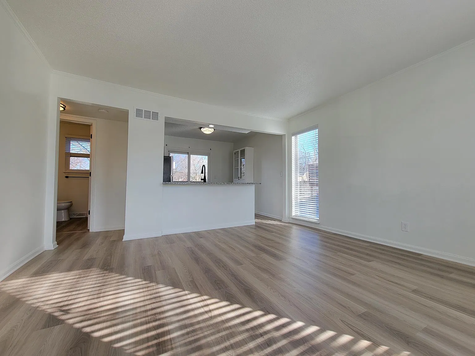 2 bed, 1314 sqft, $1,650 — Photo 3