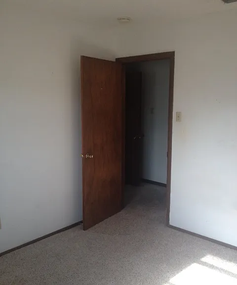 101 Tucker Cir — Photo 11