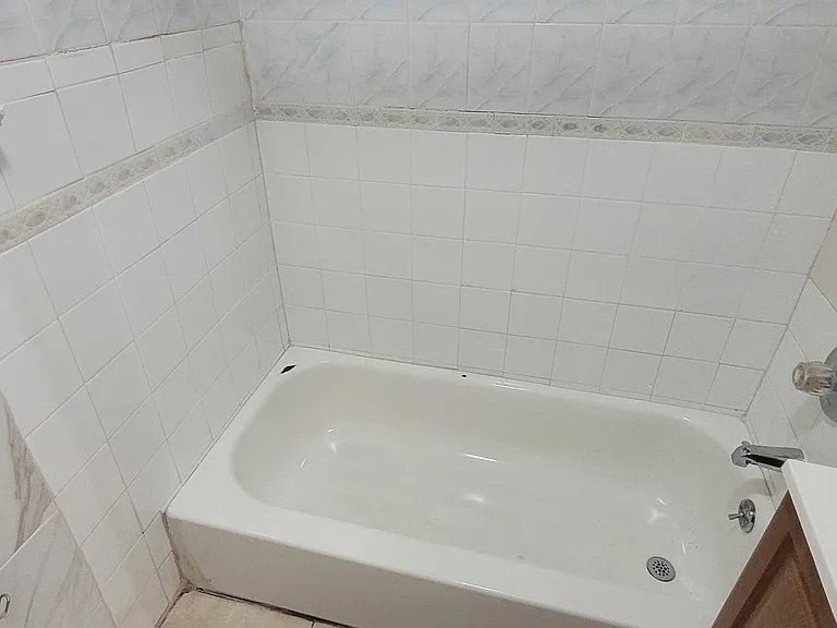 272 Littleton Ave #1 — Photo 8