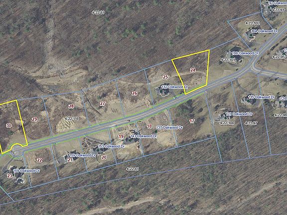 2nd image of 3 Oakwood Dr