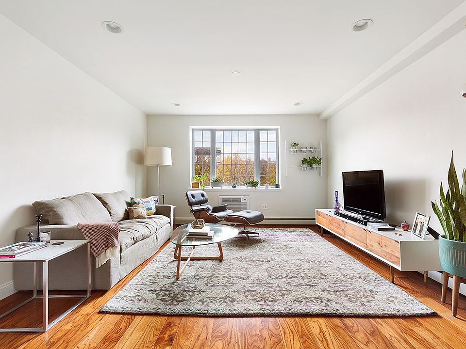 1st image of 480 Eastern Pkwy APT 3F