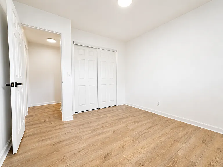 3202 W Birkshire Dr — Photo 21
