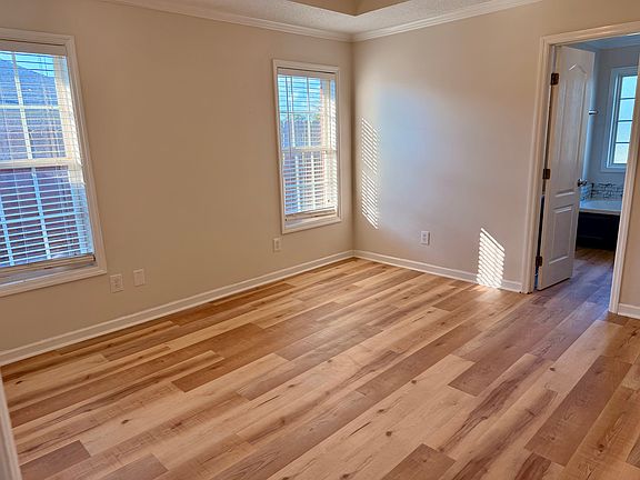 5th image of 4367 Maysville Rd