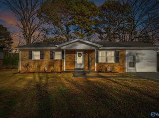 3120 Adonna Dr NW, Huntsville, AL 35810