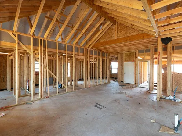 8312 NW 155th St, Edmond, OK 73013