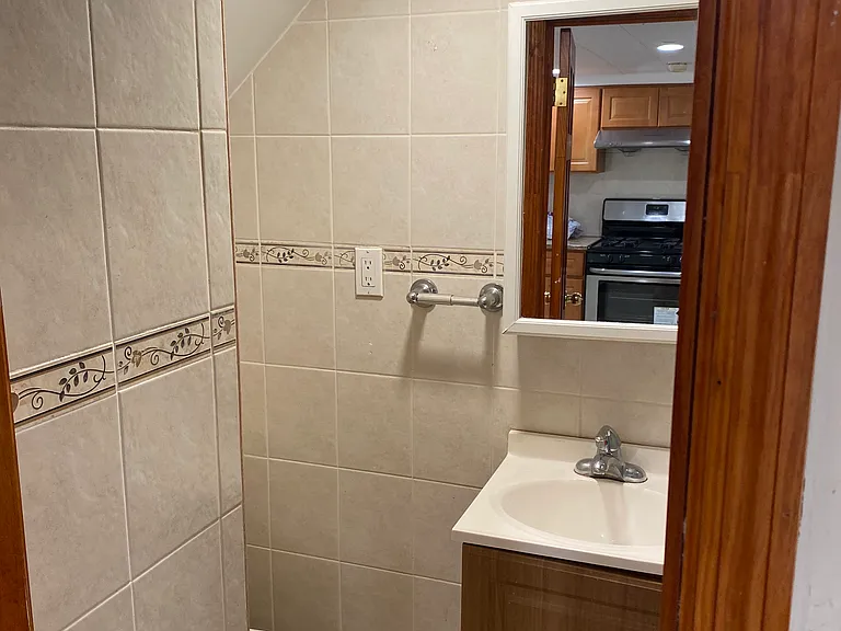 14114 Booth Memorial Ave #2 — Photo 12