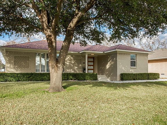 2nd image of 8335 Banquo Dr