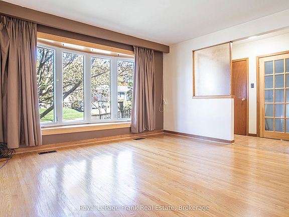 5th image of 1014 McCullough Dr