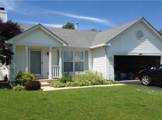 1140 E Tedy Ct, Round Lake Beach, IL