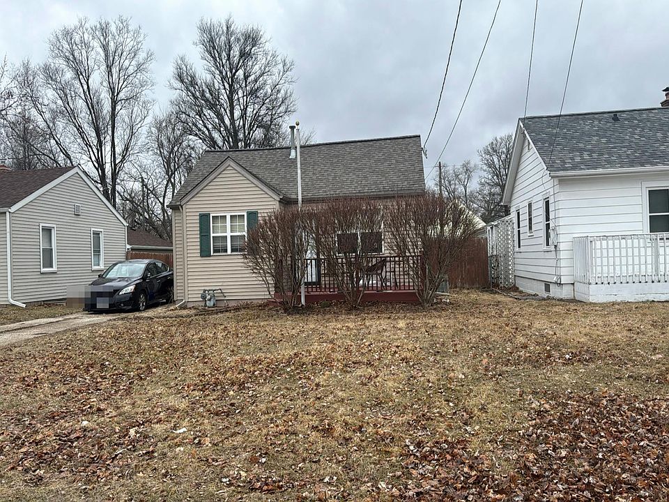 1st image of 838 Grand Ave